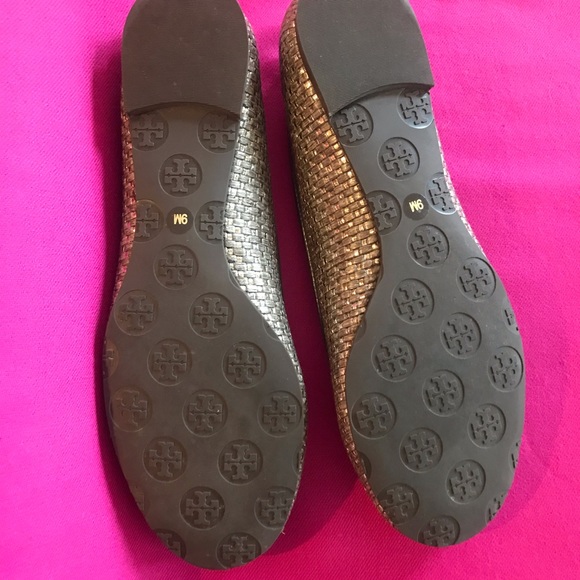 🎉HOST PICK🎉 Tory Burch Woven Metallic Ballet Flat - Picture 4 of 6